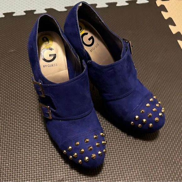 Royal Blue Suede studded heels G by Guess size 9 - Picture 6 of 7
